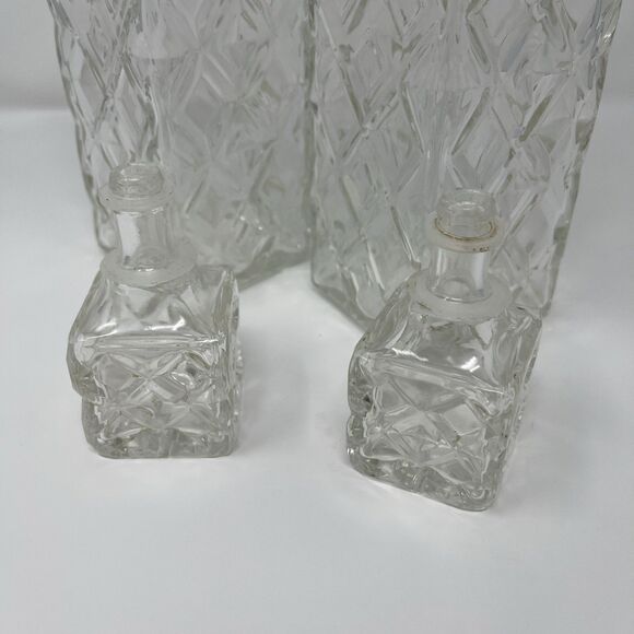 2x Vintage Thatcher Glass Diamond Pattern Liquor Decanter 1962, Bourbon & Vodka - Picture 9 of 16